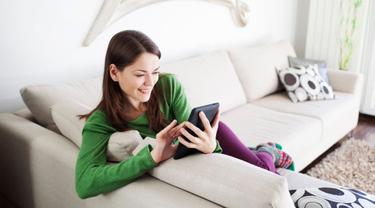 Tips Belanja Makeup di Online Shop yang Aman