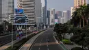 Lengangnya beberapa ruas jalan protokol di Jakarta dikarenakan libur panjang perayaan Hari Raya Idul Adha 1445 Hijriah. (Liputan6.com/Angga Yuniar)