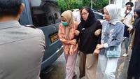 Istri Brigpol Arya Supena Histeris Minta Pelaku Ditembak Mati: Dia Orang Baik!