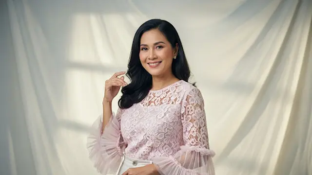 Blouse Brokat Kombinasi Tile dengan Ruffle di Lengan Lonceng