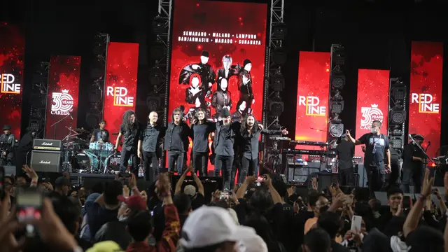 Konser 30 Tahun Dewa 19 di dome Universitas Muhammadiyah Malang pada 16 Juli 2022. (Dok. Istimewa /Redline / Dewa 19)
