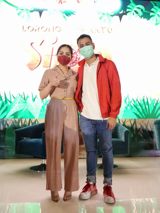 Raffi Ahmad Prescon animasi Lorong Waktu Si Aa di kawasan Dharmawangsa, Jakarta Selatan, Selasa (15/12/2020). (Adrian Putra/Fimela.com)