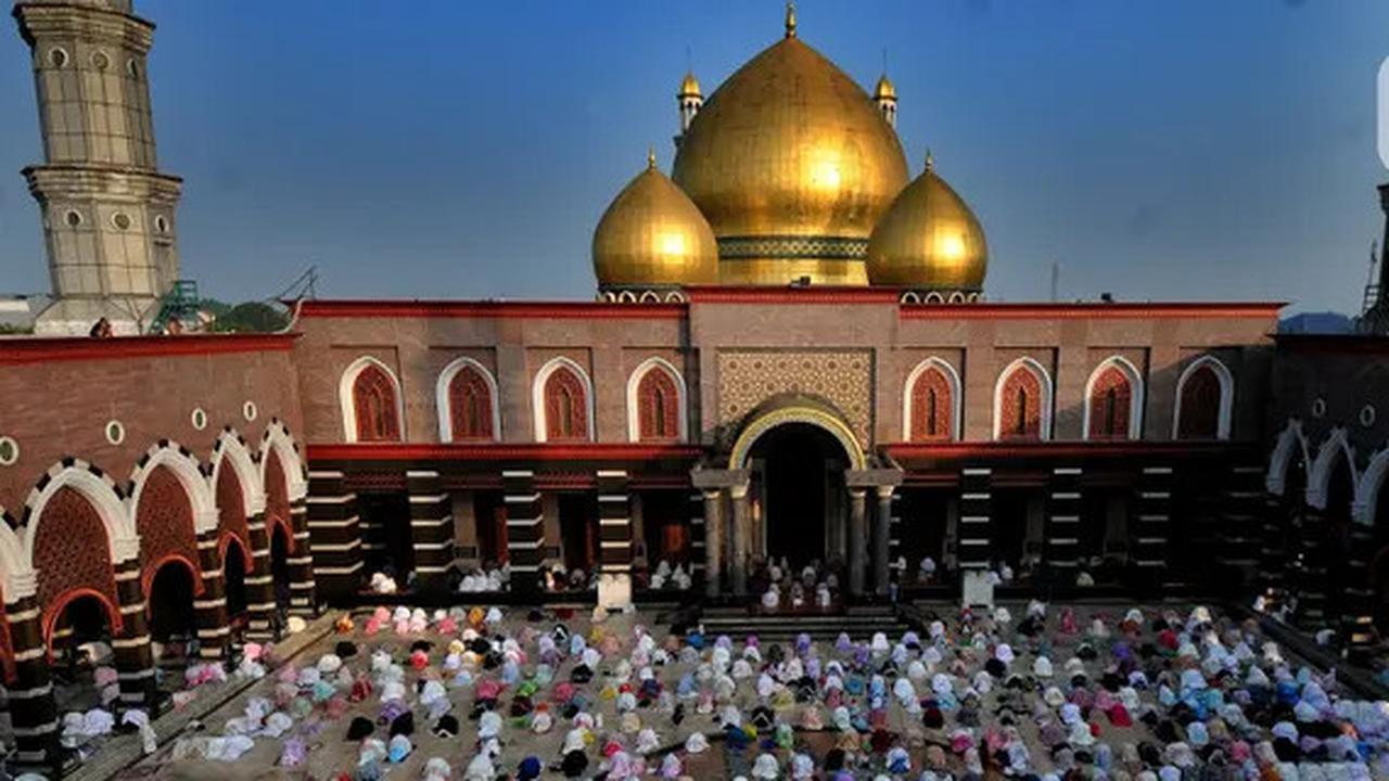 Keistimewaan Puasa Hari ke-15 Ramadan, Perbanyak Doa karena Pintu Hajat Dibuka Seluas-luasnya