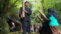 Ilustrasi - Ritual di Tuk Sikopyah dalam Festival Gunung Slamet, Purbalingga, Jawa Tengah. (Foto: Liputan6.com/Muhamad Ridlo)