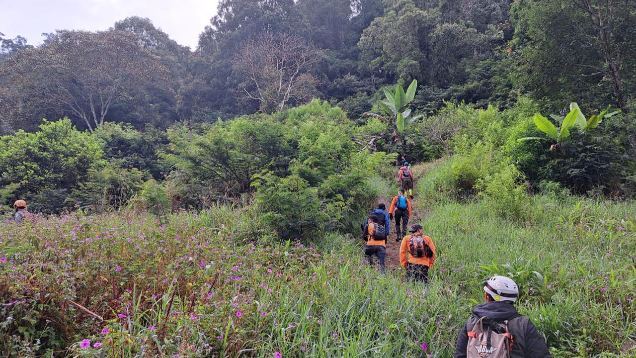 Misteri Hilangnya Ayah dan Anak di Jalur Lembah Tengkorak, Tim SAR Bergerak Cepat