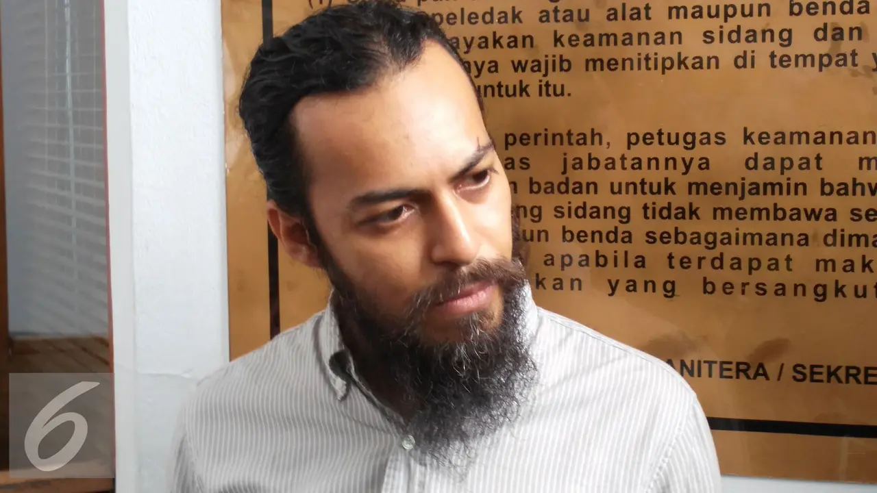 Alex Abbad