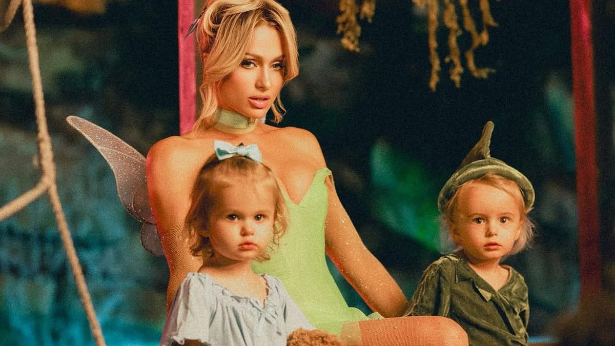 Jadi Tinkerbell, Paris Hilton Pakai Hair Piece Rancangan Rinaldy A. Yunardi