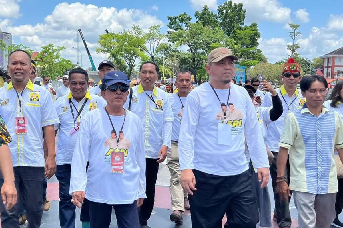 Paslon) Pilgub Kalimantan Tengah (Kalteng) 2024, Abdul Razak dan Sri Suwanto (ASRI), terus bergerilya mengunjungi sekitar 237 titik calon pemilih di 14 Kabupaten. (Liputan6.com/Jayadi Supriadin)