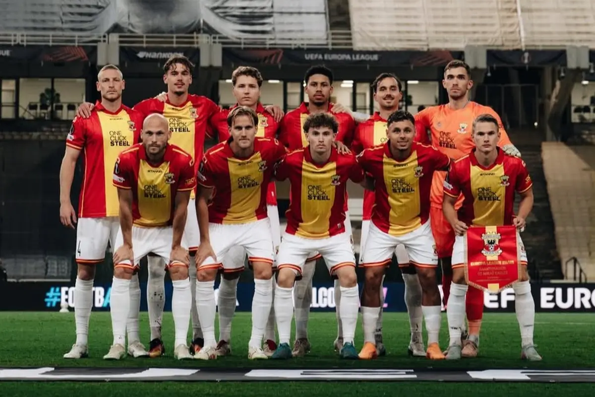 Dean James - Go Ahead Eagles
