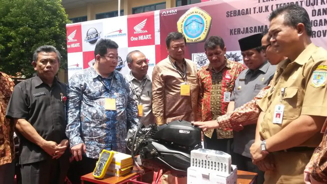 AHM Resmikan TUK Pertama di Sumatera