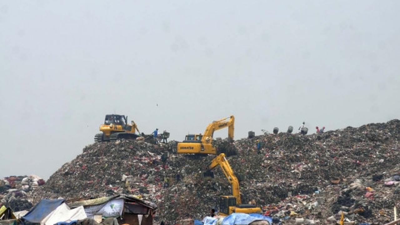 Pandangan udara TPST Bantargebang kembali aktif