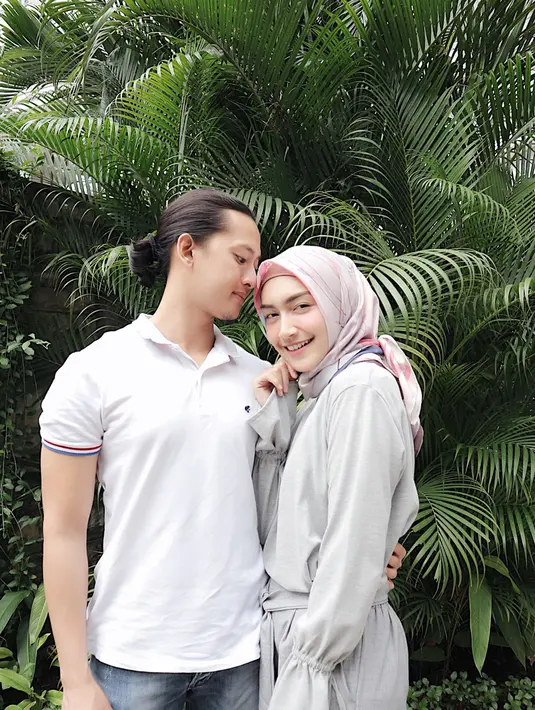 Setelah 6 bulan setelah pernikahannya, Melody mengumumkan kehamilan pertamanya. Lalu kini pada 23 Juli 2019 dirinya mengumumkan kehamilan anak keduanya. (Liputan6.com/IG/melodyprima)