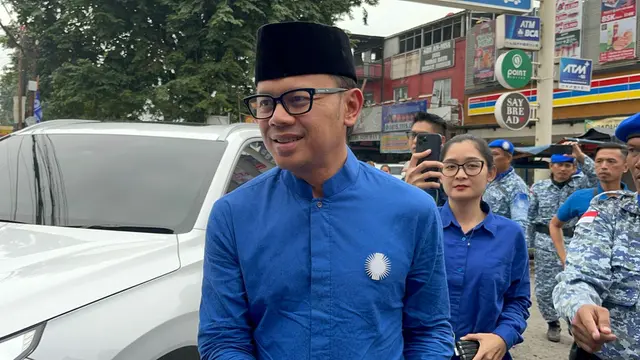 Wamendagri, Bima Arya usai berbagi takjil di wilayah Cilodong, Depok