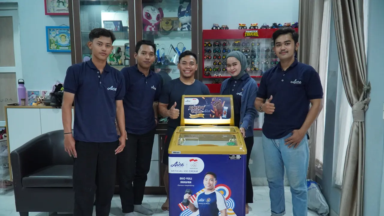 Eko Yuli Irawan dapat kiriman es krim usai tampil di Olimpiade 2024