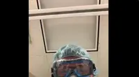 Dokter ICU Simulasikan Penderita COVID-19 yang Tak Pakai Masker di Akhir Hayatnya
