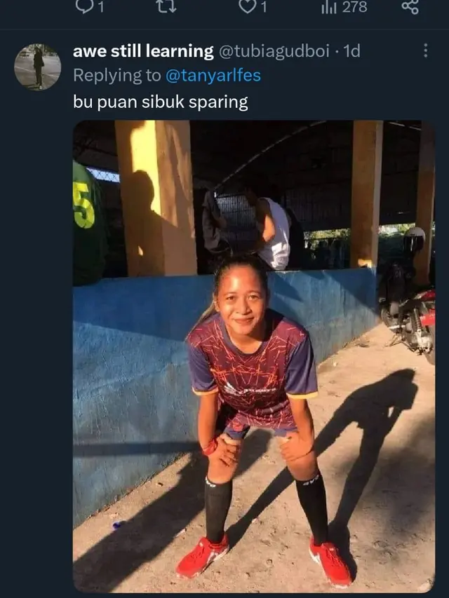 Wanita Mirip Puan Maharani
