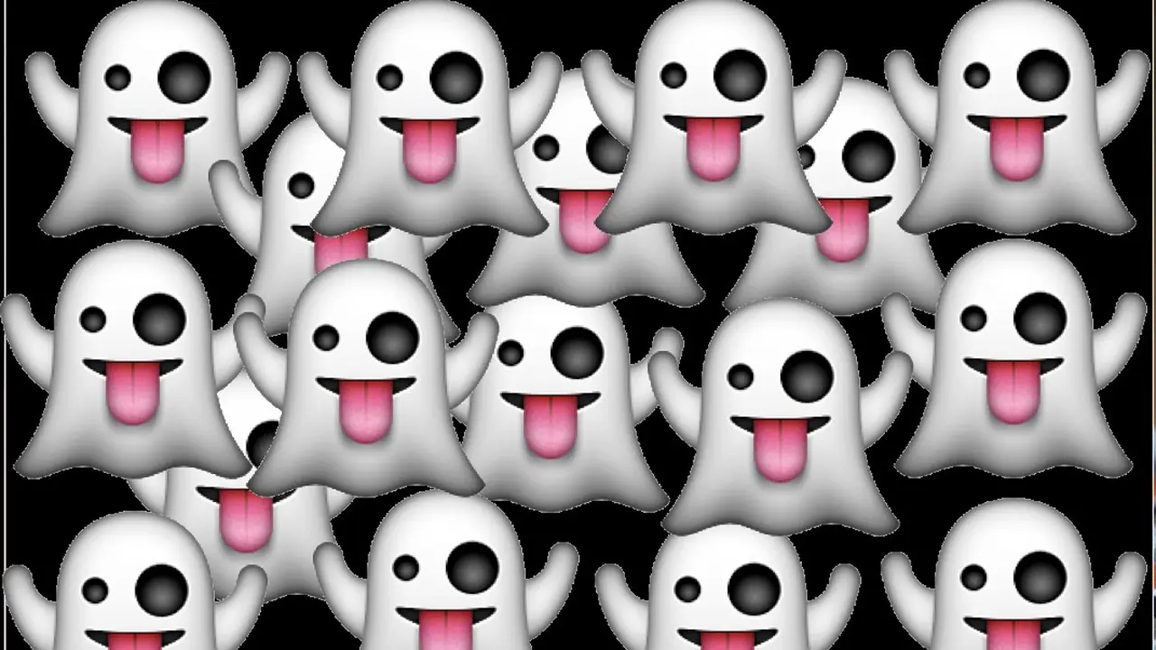 [Bintang] Yuk, Temukan Beruang Kutub di Antara Kerumunan Hantu Lucu!