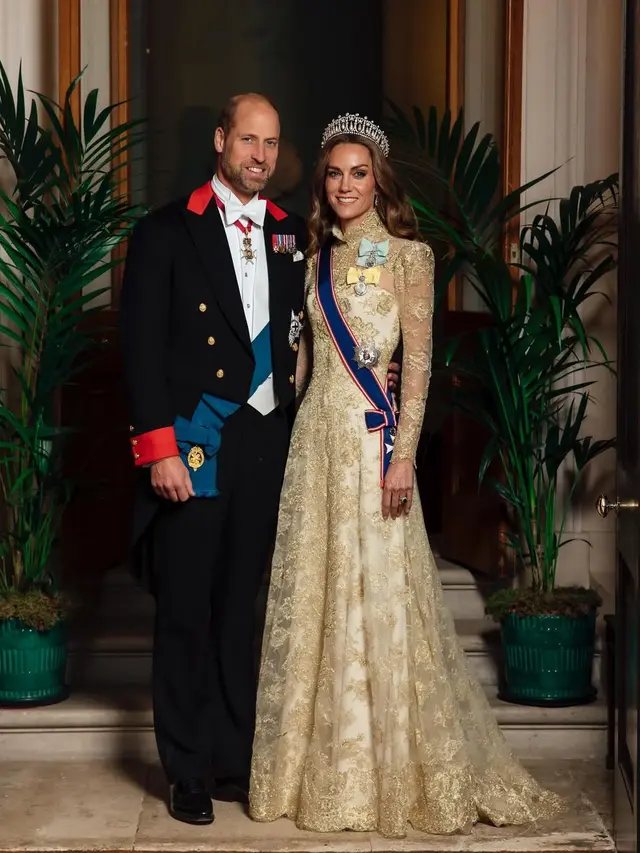 Dipuji Donald Trump, Kate Middleton Tampil Anggun dengan Tas Chanel Klasik hingga Tiara Milik Putri Diana