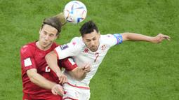 Termotivasi hasil positif yang diraih Arab Saudi saat mengalahkan Argentina, Tunisia yang dipimpin kapten tim Youssef Msakni tampil percaya diri menghadapi Denmark yang lebih diunggulkan di Grup D dari materi pemain. (AP/Darko Bandic)