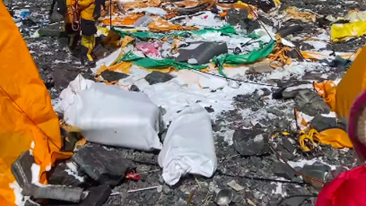 Sampah Gunung Everest