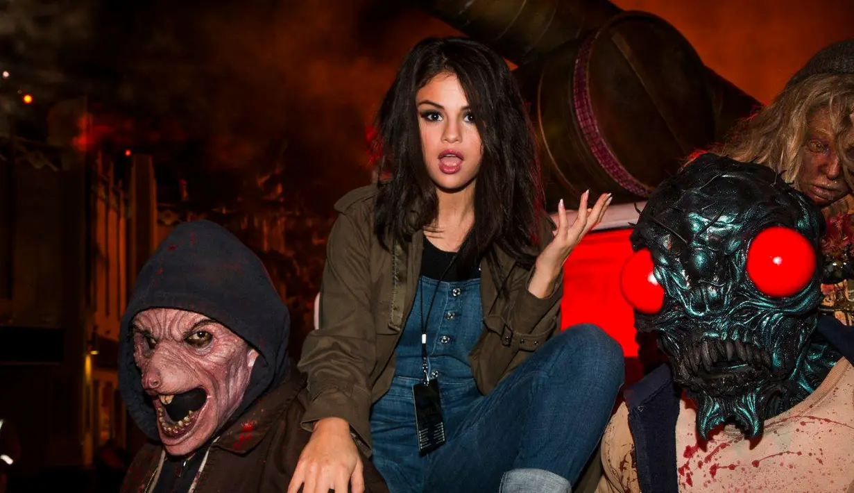 Suka tantangan, Selena Gomez ternyata suka film dengan genre horor. (iambsy - Blogspot)