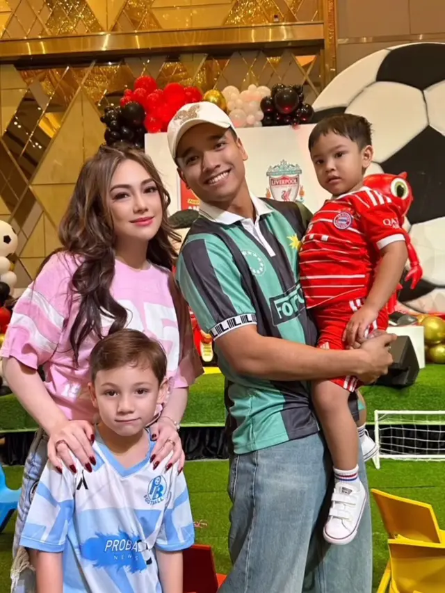 Potret Ulang Tahun Baby L ’Levian’ (Instagram/@celine_evangelista)