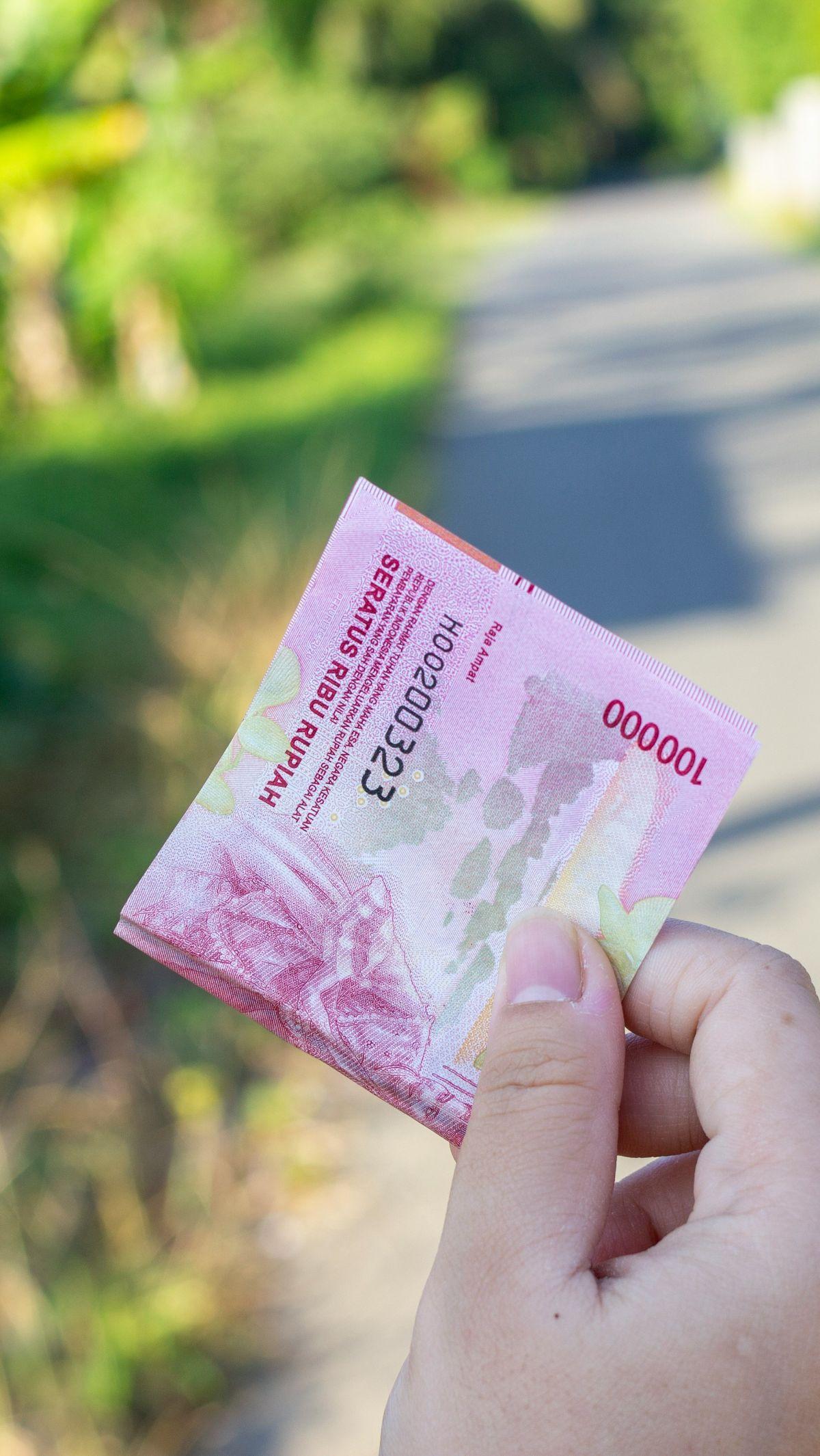 Cara Agar Terhindar dari Sifat Konsumtif