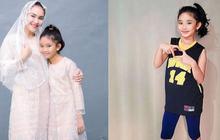 Memasuki Usia Remaja, Ukuran Sepatu Bilqis Anak Ayu Ting Ting Kini Sudah Sama dengan Sang Ibu.