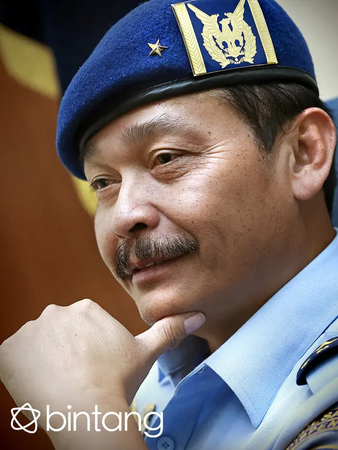 Eksklusif Dwi Badarmanto, Wajah Santun di Balik Twitter TNI AU