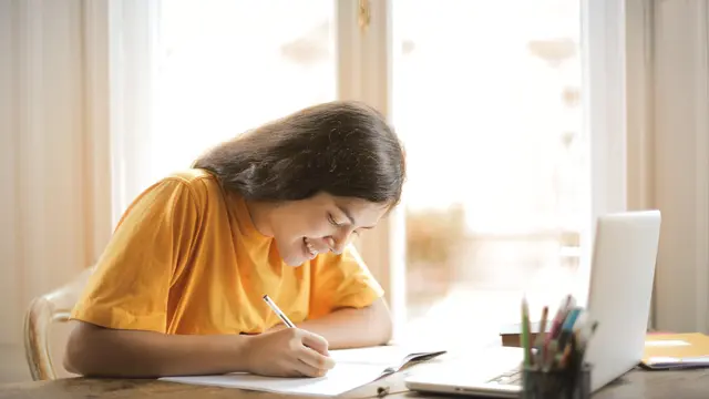 Contoh ilustrasi murid jurusan Aktuaria