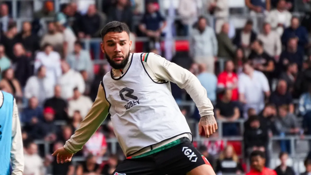 Calvin Verdonk - PSV Eindhoven Vs NEC Nijmegen di Eredivisie 2024/2025