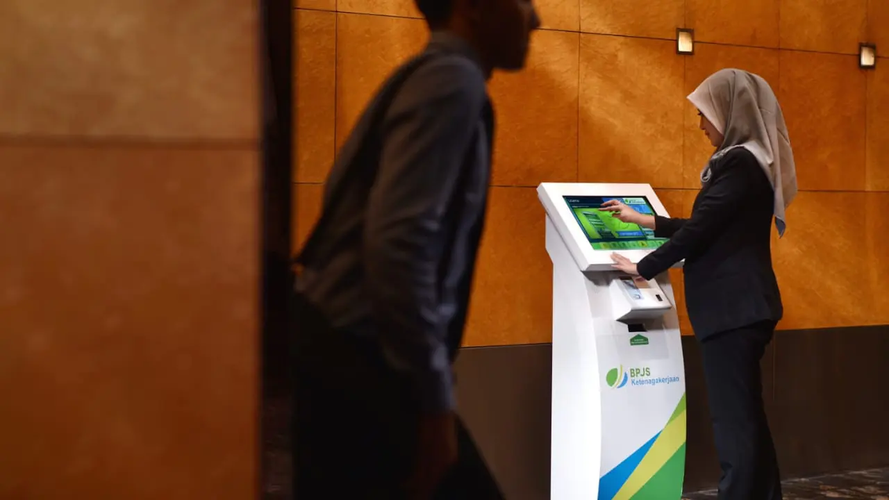 Manajemen dan Karyawan BPJAMSOSTEK Donasikan Sebagian Gajinya untuk Penanganan COVID-19