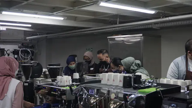Sehari Belajar Jadi Barista di Kenangan Academy