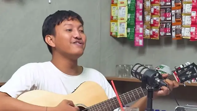 Davi Siumbing Bikin Praz Teguh Nangis karena Lagu Terbaru Di Tepian Rindu. Foto: tangkapan layar Instagram @Davisiumbing.
