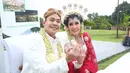 Usai resmi menyandang suami istri, kedua pasangan ini berbagi cerita terkait pernikahannya. Perempuan 32 tahun itu juga mengungkapkan kisah pertemuan keduanya. (Daniel Kampua/Bintang.com)