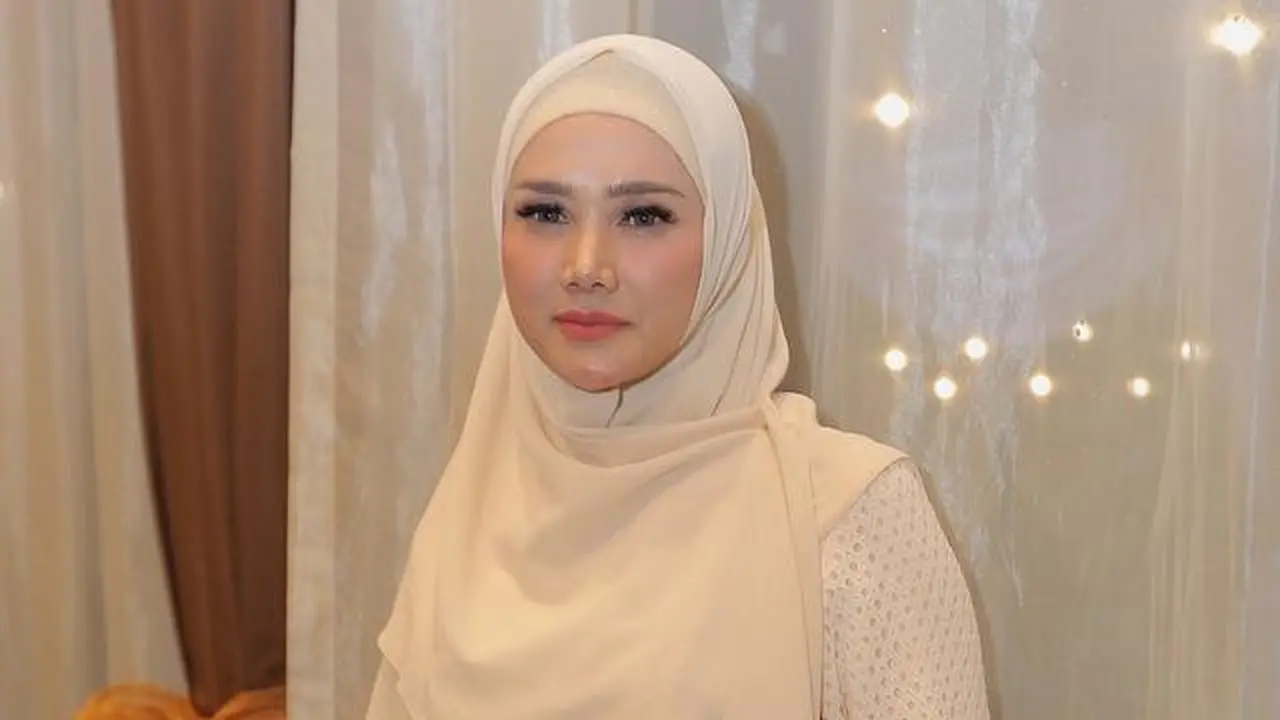 Perjalanan Karir Mulan Jameela, dari Penyanyi Kafe Hinga Anggota Dewan