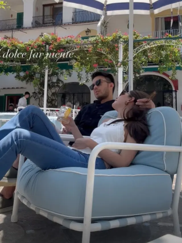 Potret Romantis Jessica Mila dan Yakup Hasibuan dengan Gaya Kasual hingga Berenang di Suhu Udara Dingin