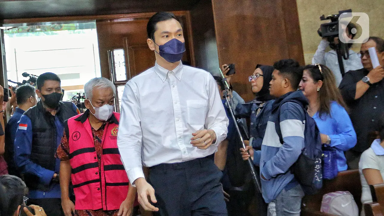 Sidang Lanjutan Korupsi Timah, Terdakwa Harvey Moeis Simak Keterangan Para Saksi