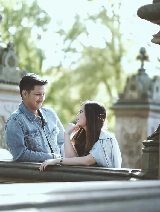 [Bintang] Tasya Kamila dan Randi Bachtiar