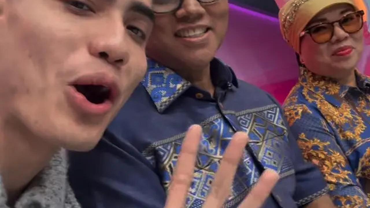 7 Potret Kedekatan Aisar Khaled dan Haji Faisal, Ortu Fuji Dipanggil Mertua