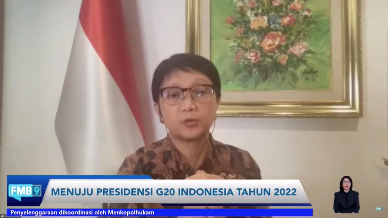 Menlu Retno dalam press briefing menjelang presidensi G20 Indonesia di tahun 2022.