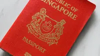 Paspor Singapura. (Roslan RAHMAN/AFP)
