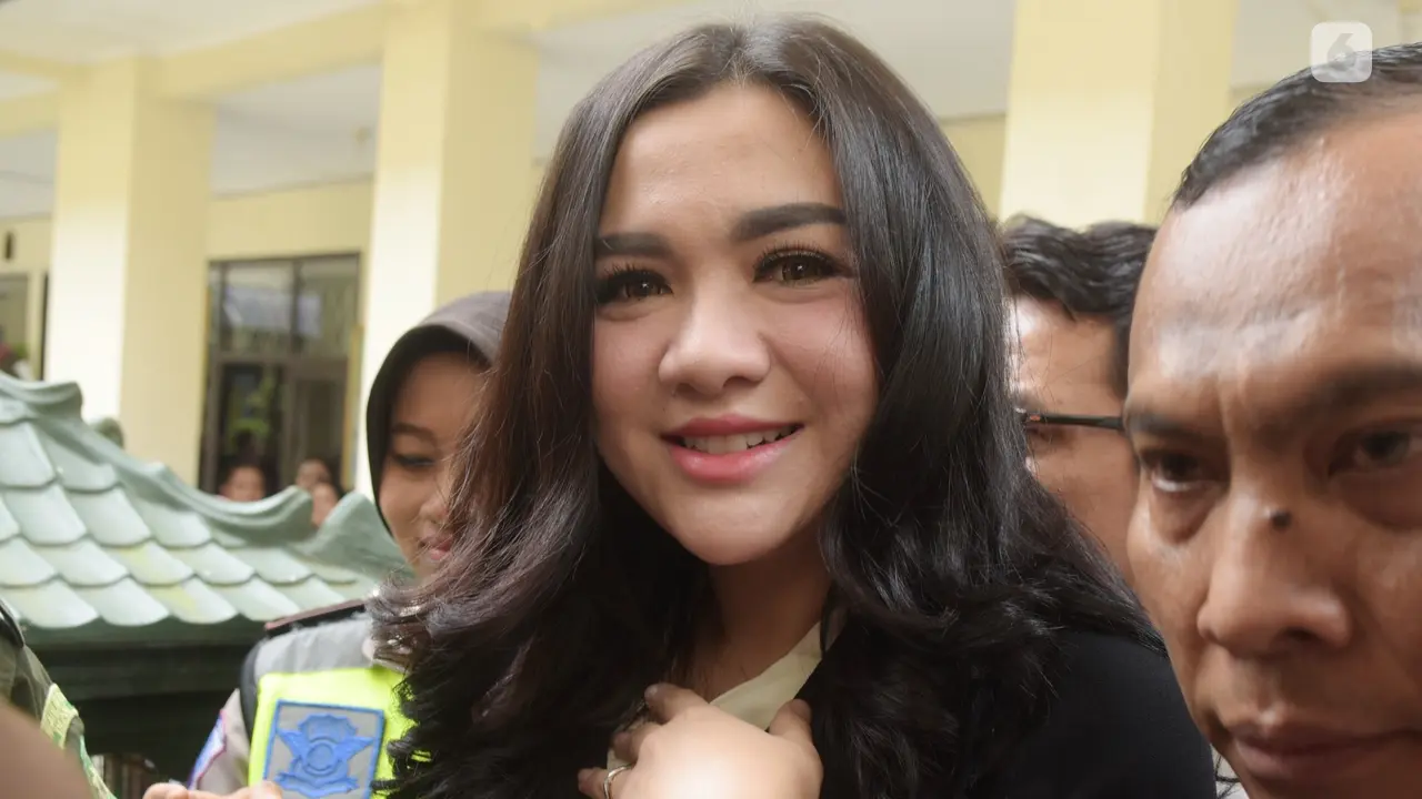 [Bintang] Vicky Shu