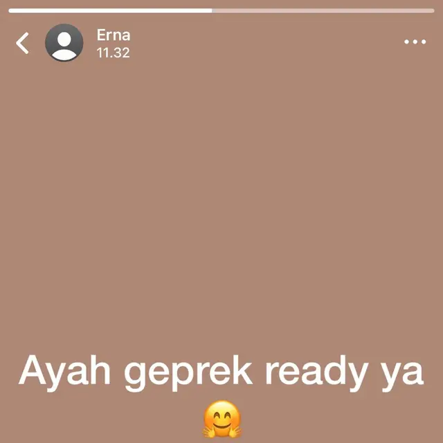 6 Tulisan Typo Ketik Kata 'Ayam' Ini Kocak, Bikin Mikir Dua Kali