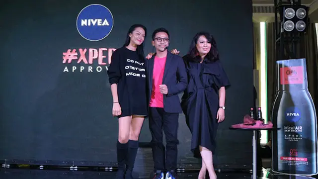 Bubah Alfian Rekomendasikan Pembersih Heavy Makeup Andalannya