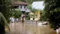 Banjir tersebut merendam sebuah pondok pesantren terbesar di Kabupaten Merangin.
