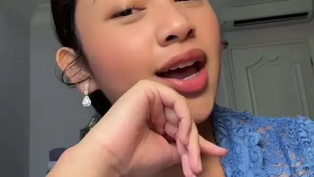 Potret Manis Khirani Trihatmodjo Putri Mayangsari Pakai Kebaya. (instagram/mayangsari_official)