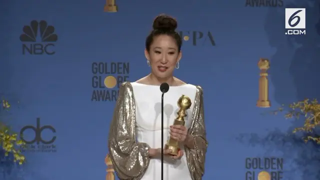 Sandra Oh sukses besar di ajang Golden Globe Awards 2019. Selain menjadi host ia juga meraih penghargaan lewat kategori aktris terbaik serial drama.