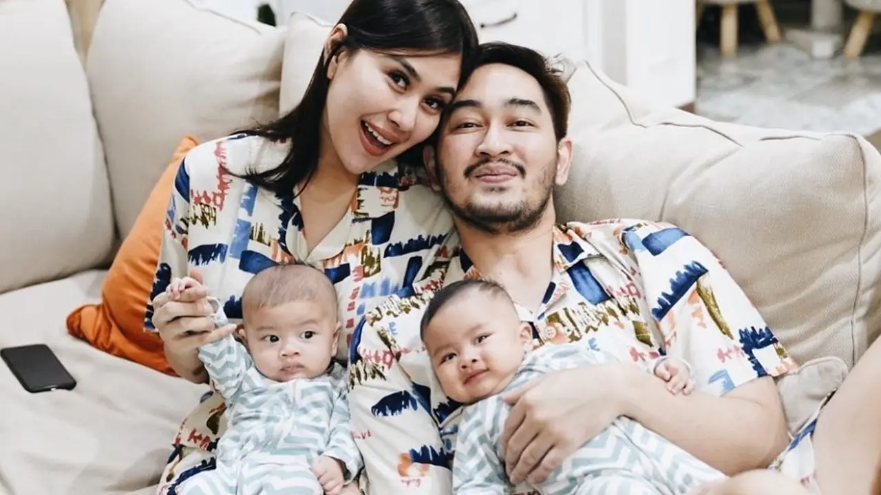 Momen perayaan anniversary ke-2 Syahnaz Sadiqah dan Ritchie Ismail