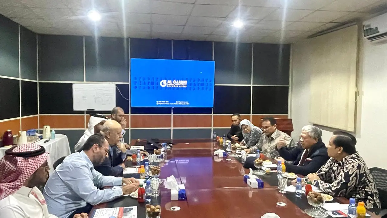 Penjajakan kerja sama sektor kelistrikan Arab Saudi dan Indonesia di Kantor Al Ojaimi Industrial Group (OIG) pada 6 Maret 2024. (Dok Kemendag)